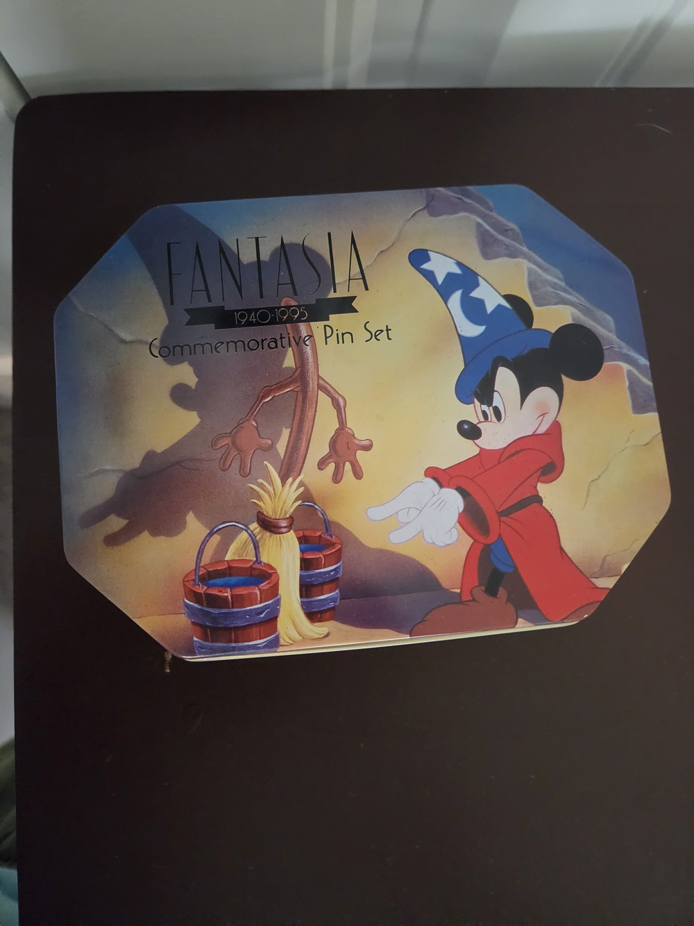 Vintage New Disney Fantasia Commemorative Pin Set In Original Tin Multicolor - Picture 2 of 9